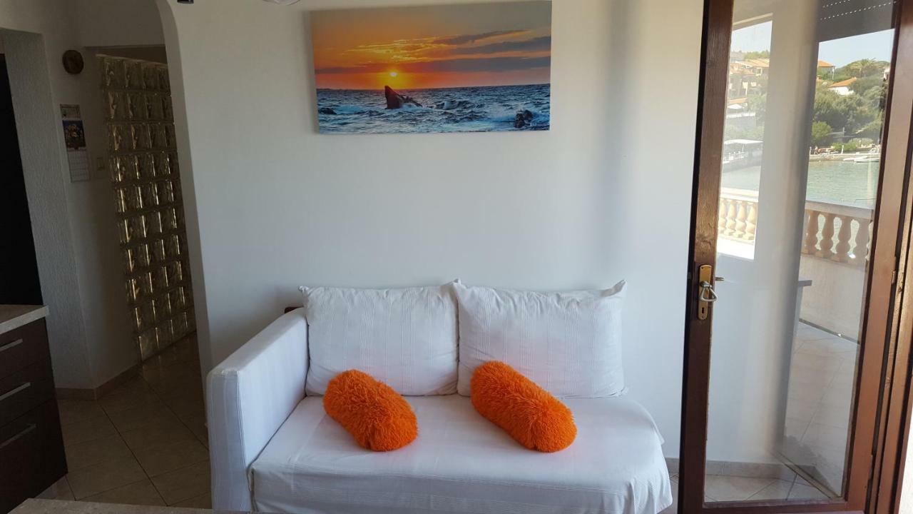 Apartmani Marenda Supetarska Draga Kültér fotó
