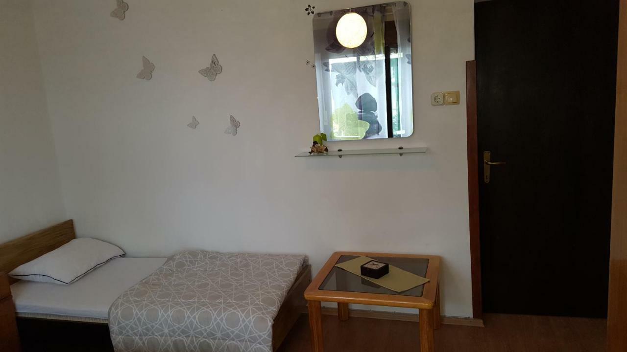 Apartmani Marenda Supetarska Draga Kültér fotó