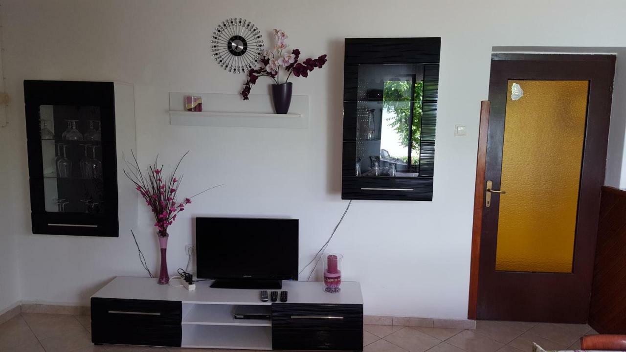 Apartmani Marenda Supetarska Draga Kültér fotó